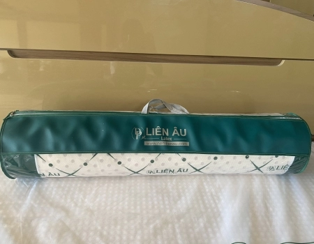 GỐI LIÊN ÂU LATEX  ÔM - 70 x 100 x 20 GỐI LIÊN ÂU LATEX  ÔM - 70 x 100 x 20